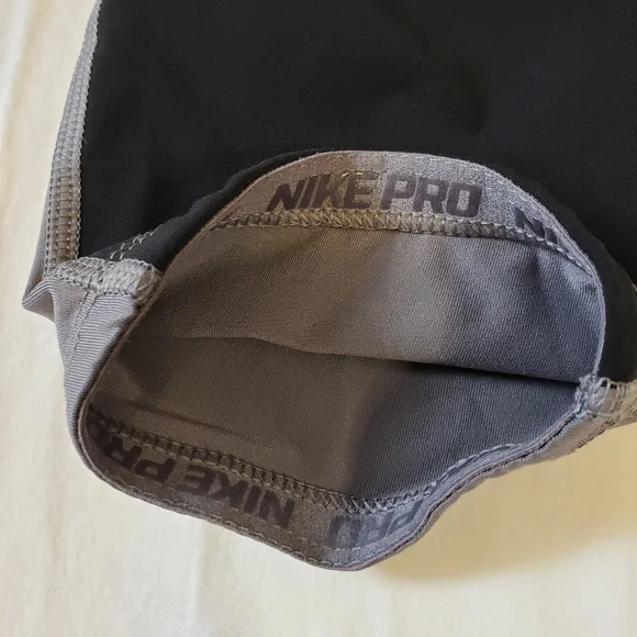 Juth/Toddler Pro Dri- Fit Tight Black/Silver Size M - Picture 5 of 10